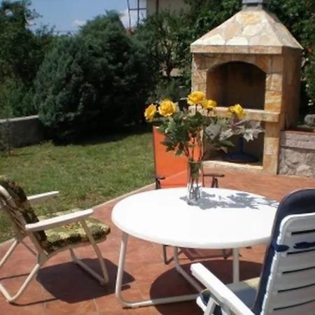 펜션 Schoenes Ferienhaus In Mit Garten, Terrasse Und Grill